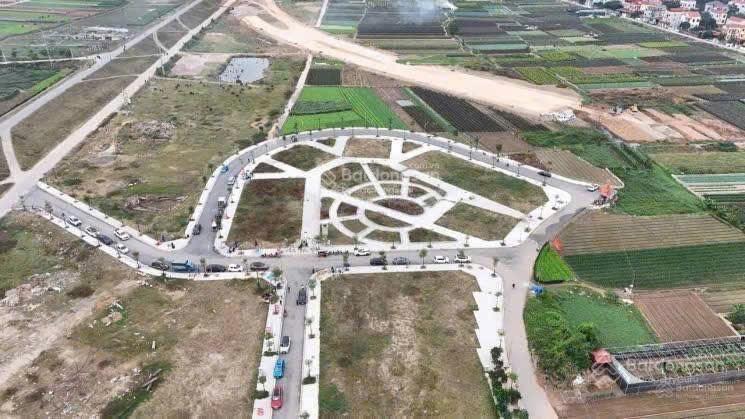 Đấu giá điểm x1 đông cao mê linh, sát đường 48m. đón đầu nhiều dự án như cầu hồng hà, thượng cát