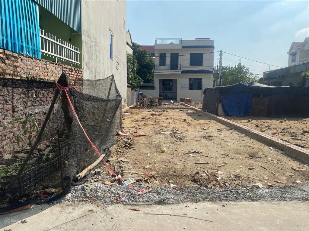 Cc bán 76,2m2 full thổ cư cách nhà văn hóa chỉ 30m, đường oto tránh tại quang minh mê linh hà nội