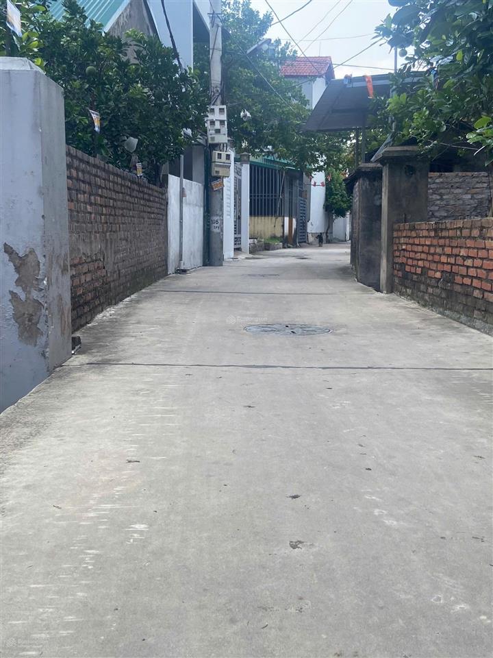 Cc bán mảnh đất full thổ cư tại phố yên, mê linh ôtô vào đất tiếp giáp nhiều dự án lớn, dân trí cao