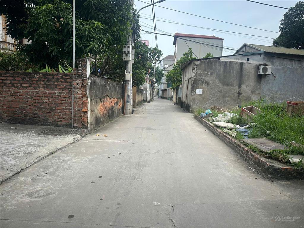 Hiếm có 1 lô full thổ cư tại chi đông mê linh, đường oto tránh, mặt tiền 4m, khu vực sầm uất