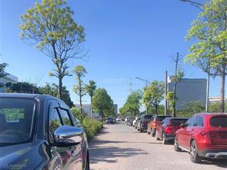 Cần bán biệt thự trung tâm khu b gần hồ đang xây dựng giá chỉ nhỉnh 20 tỷ.  0868 318 ***