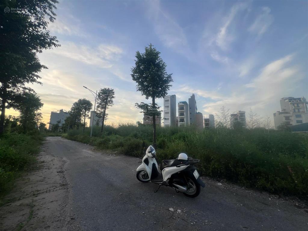 Liền kề giá chỉ 7580tr/m2 khu xa nghĩa trang tại dự án thanh hà.  0868 318 ***