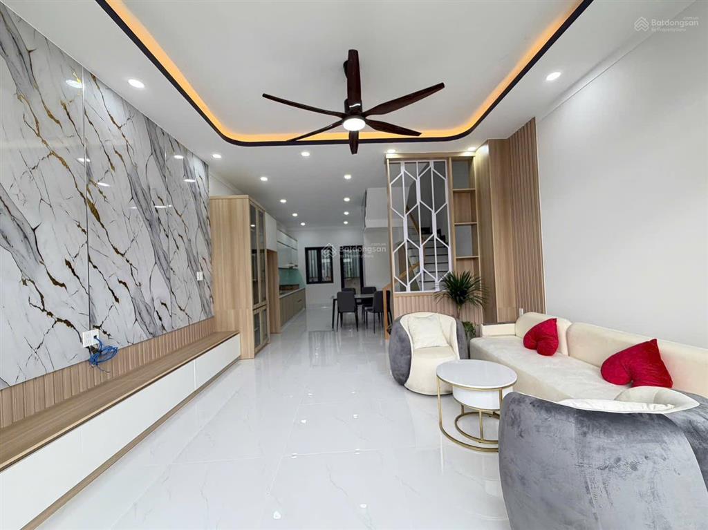 Nhà mặt tiền kinh doanh đx043 phú mỹ