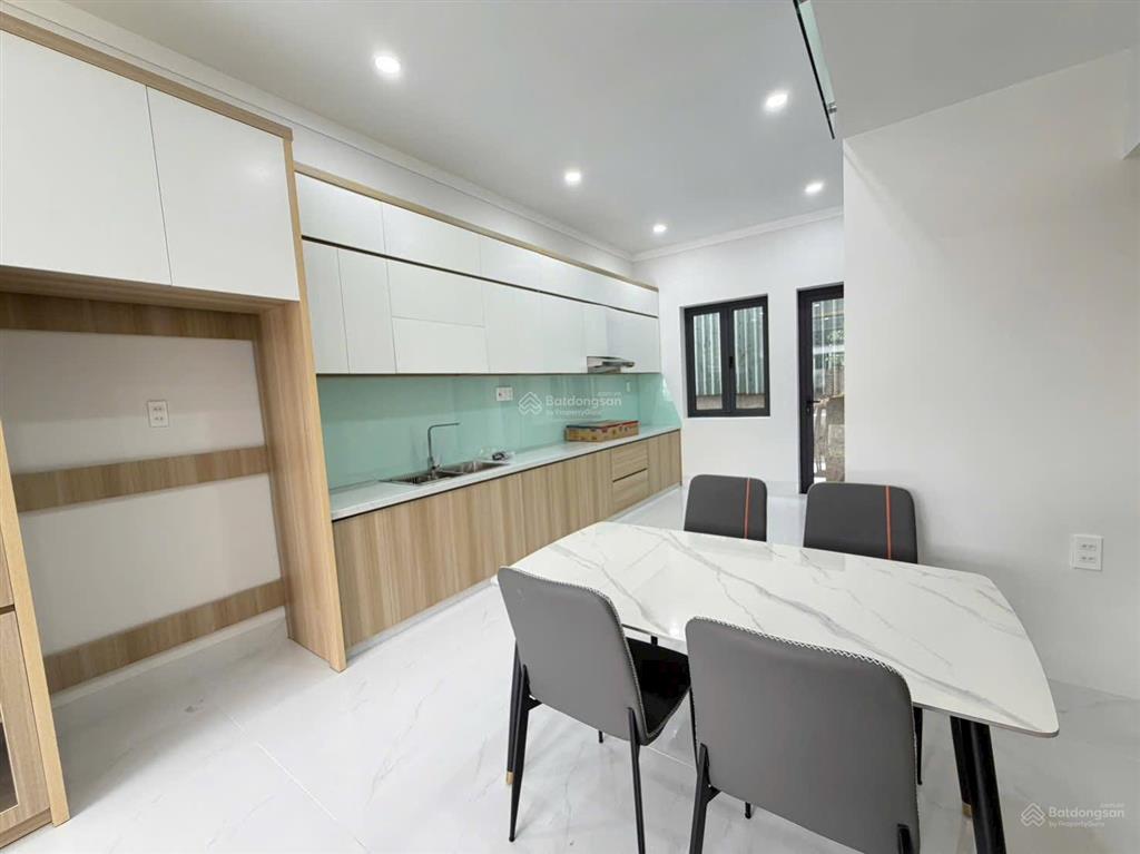 Nhà mặt tiền kinh doanh đx043 phú mỹ