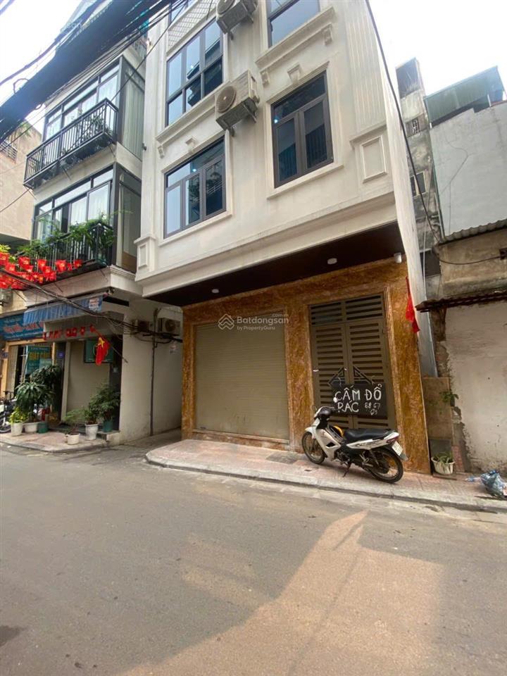 Cc thuê nhà 6 tầng có thang máy ngõ 88 phố trần quý cáp, văn miếu vị trí trung tâm