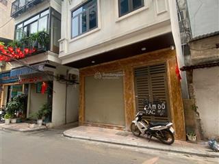 Cc thuê nhà 6 tầng có thang máy ngõ 88 phố trần quý cáp, văn miếu vị trí trung tâm