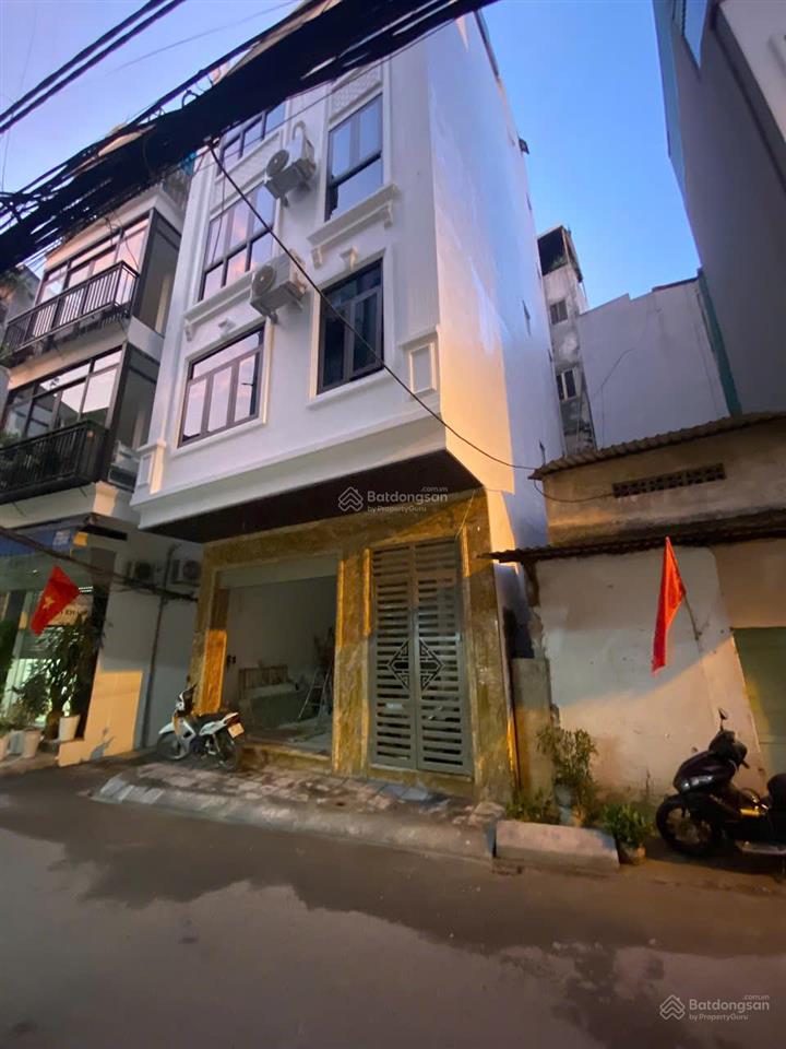 Cc thuê nhà 6 tầng có thang máy ngõ 88 phố trần quý cáp, văn miếu vị trí trung tâm