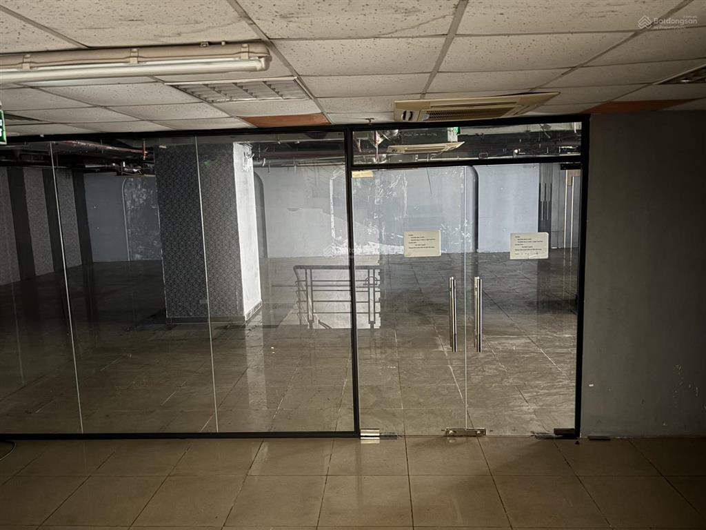 Cho thuê mặt bằng 780m2 trung tâm tp vinh vị trí đắc địa, giá thuê ưu đãi