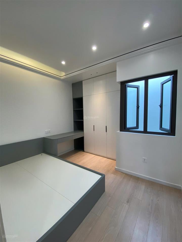 Chuyển nhượng nhà 4 tầng xây mới full nội thất trong ngõ lạch tray gần ngã 4 quán mau 56m