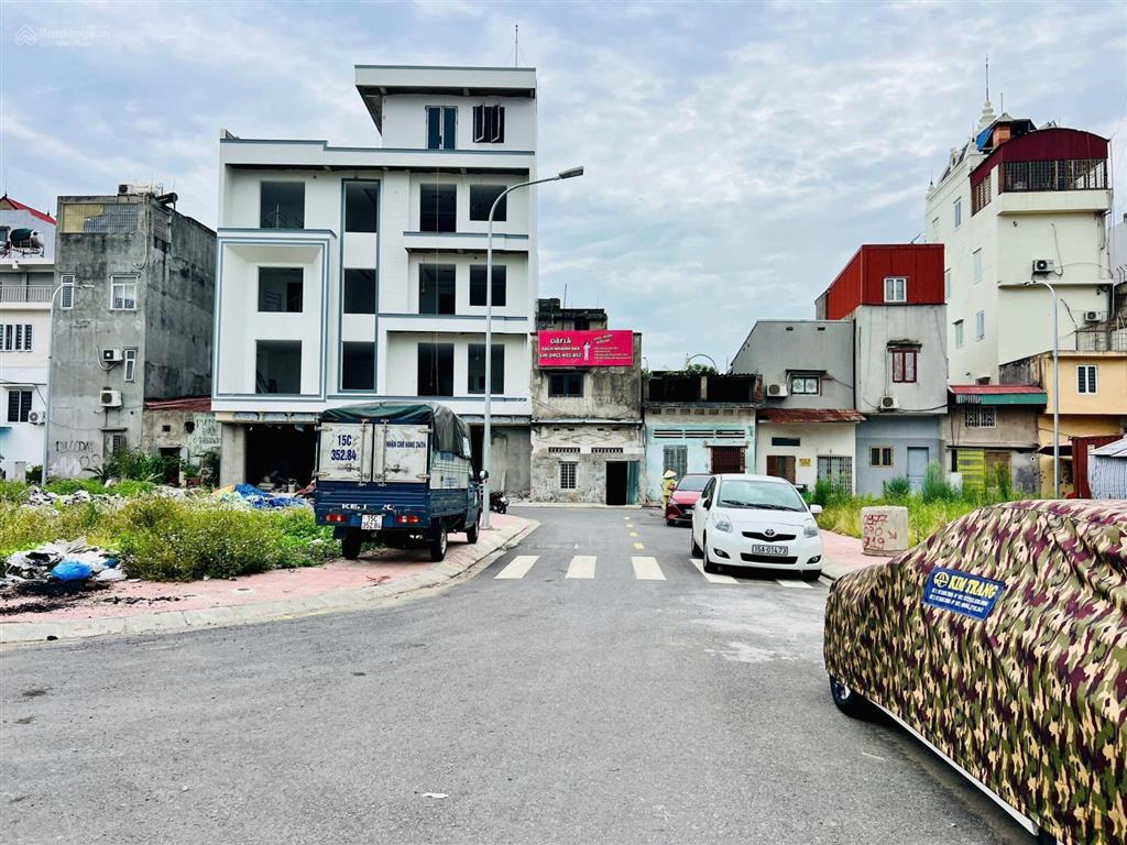 Cần tiền bán gấp lô đất đấu giá 47 lê lai  ngô quyền  hải phòng diện tích 49,5m dài 5m hướng tây