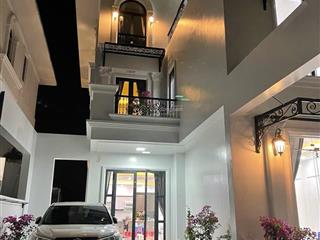 Chính chủ cần bán gấp căn biệt thự làng việt kiều lê chân 240m ngang 9m 3 tầng hướng đông giá rẻ