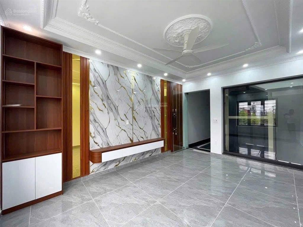 Bán gấp nhà mặt đường mai trung thứ  hải an hp 4 tầng mới tinh full nội thất đẹp ô tô đỗ thoải mái