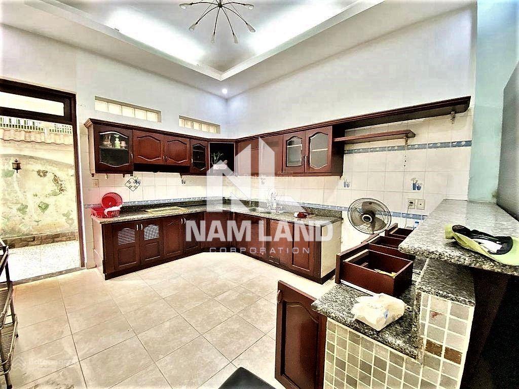 Chị bình cho thuê nhà khu 280 lương định của gara 3 lầu 5 phòng lớn làm văn phòng cty ở gia đình