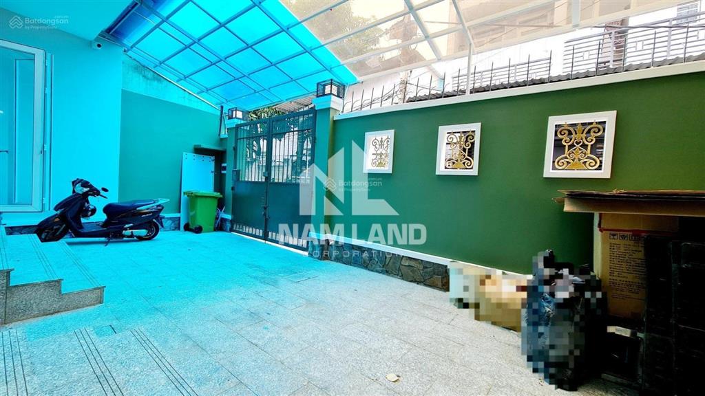Cho thuê nhà ngang 10m sân vườn gara 2 lầu 4 phòng ngay trung tâm thảo điền để ở, văn phòng online