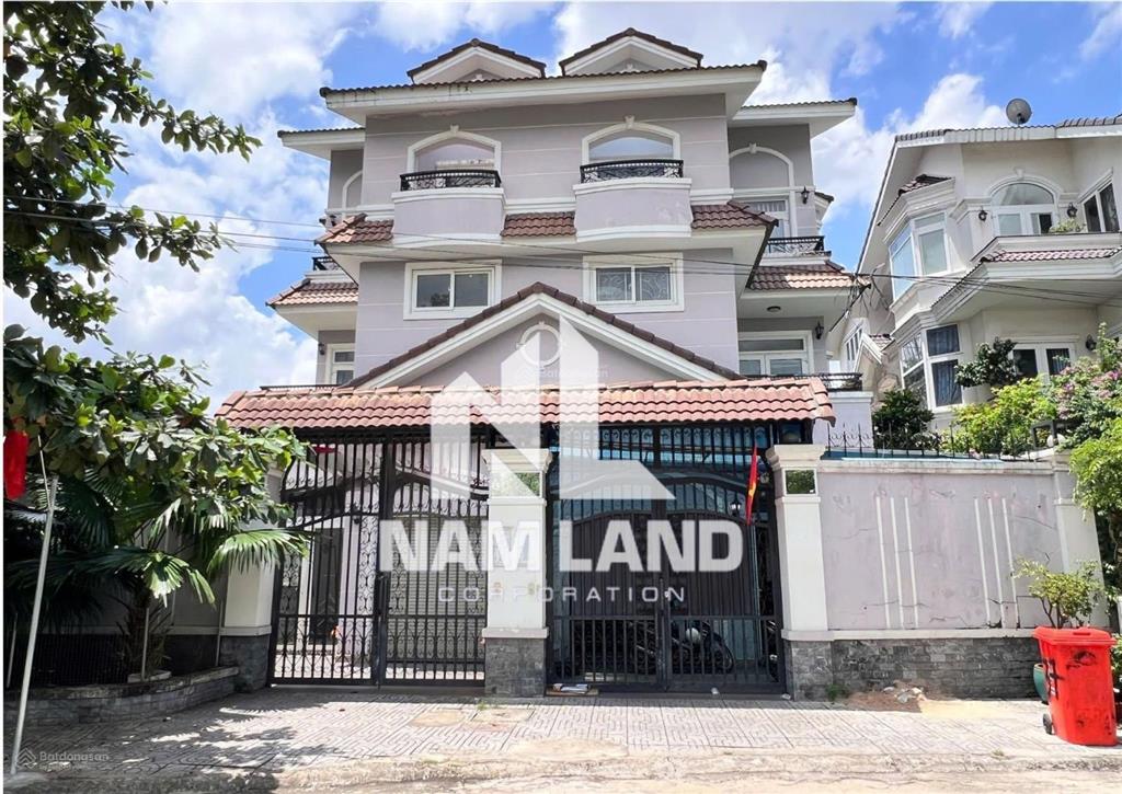 Cho thuê nhà gần công viên khu dân cư gia hòa, phước long b diện tích 8x26m gara, sân, 4 tầng 6pn