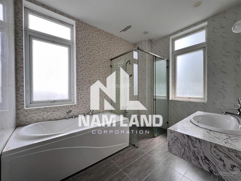 Cho thuê nhà gần công viên khu dân cư gia hòa, phước long b diện tích 8x26m gara, sân, 4 tầng 6pn