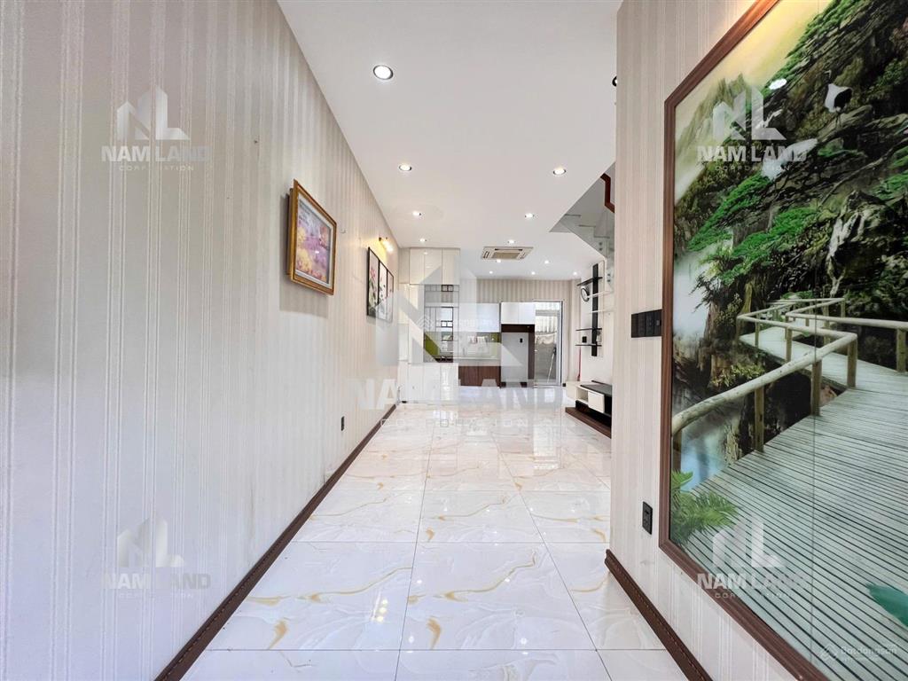 Cho thuê nhà đẹp 3 tầng view công viên ngay đường liên phường khu an ninh yên tĩnh để ở gia đình vp