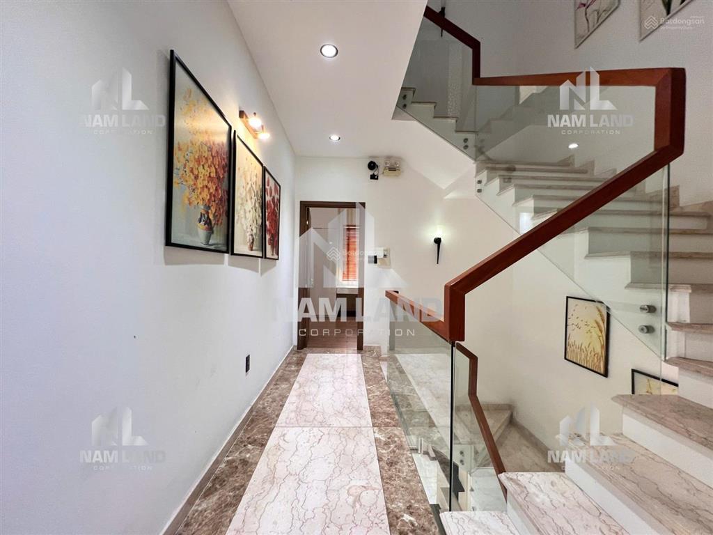 Cho thuê nhà đẹp 3 tầng view công viên ngay đường liên phường khu an ninh yên tĩnh để ở gia đình vp