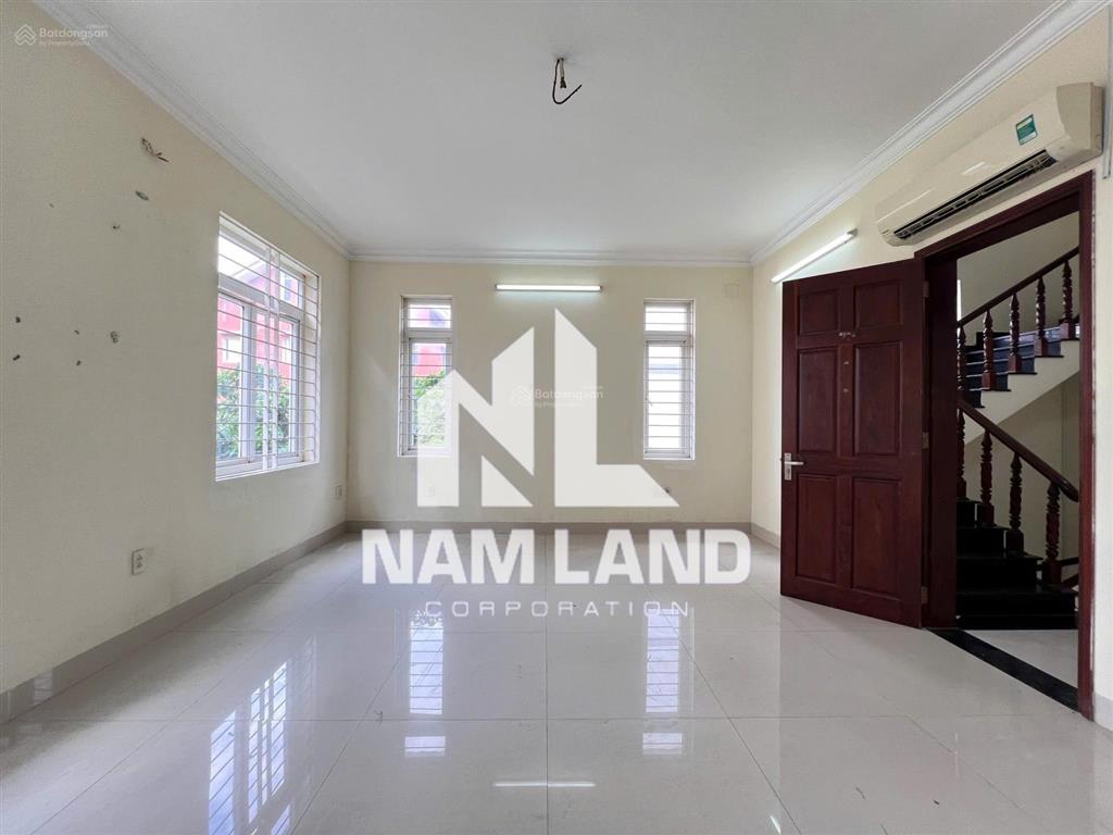 Cho thuê nhà khu dân cư gia hòa 8x28m sân rộng 4 tầng 4 phòng lớn phù hợp để ở gia đình, văn phòng