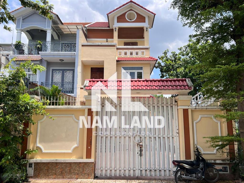 Cho thuê nhà khu dân cư gia hòa 8x28m sân rộng 4 tầng 4 phòng lớn phù hợp để ở gia đình, văn phòng