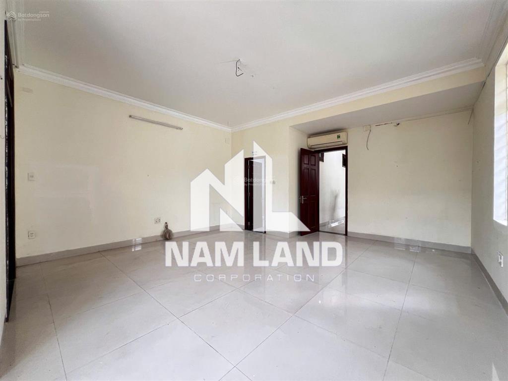 Cho thuê nhà khu dân cư gia hòa 8x28m sân rộng 4 tầng 4 phòng lớn phù hợp để ở gia đình, văn phòng