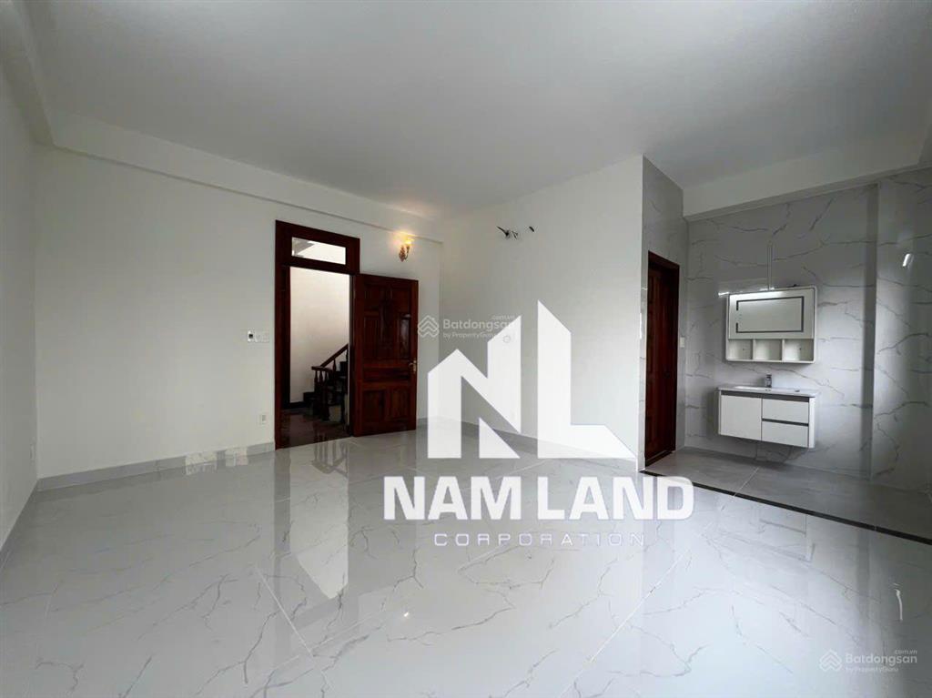 Cho thuê nhà mới xây ngay gần đường liên phường để ởlàm văn phòng công ty chỉ có 20 triệu