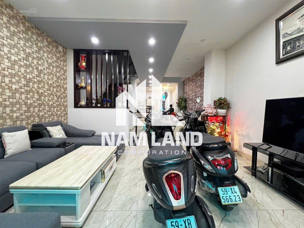 Cho thuê nhà 6 phòng ngủ có nội thất đẹp vừa ởvăn phòng công ty ngay tại nguyễn tuyển quận 2