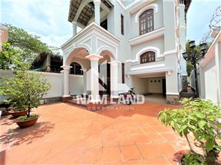 Cho thuê biệt thự gần đường trần não view landmark 81 dài 30m gara 3 lầu 6 phòng lớn làm công ty, ở