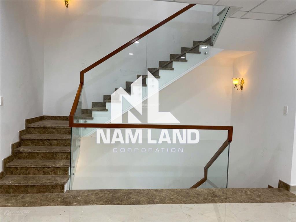 Cho thuê nhà mới xây gần đường liên phường 4 tầng thiết kế thoáng mát hiện đại phù hợp ở/văn phòng