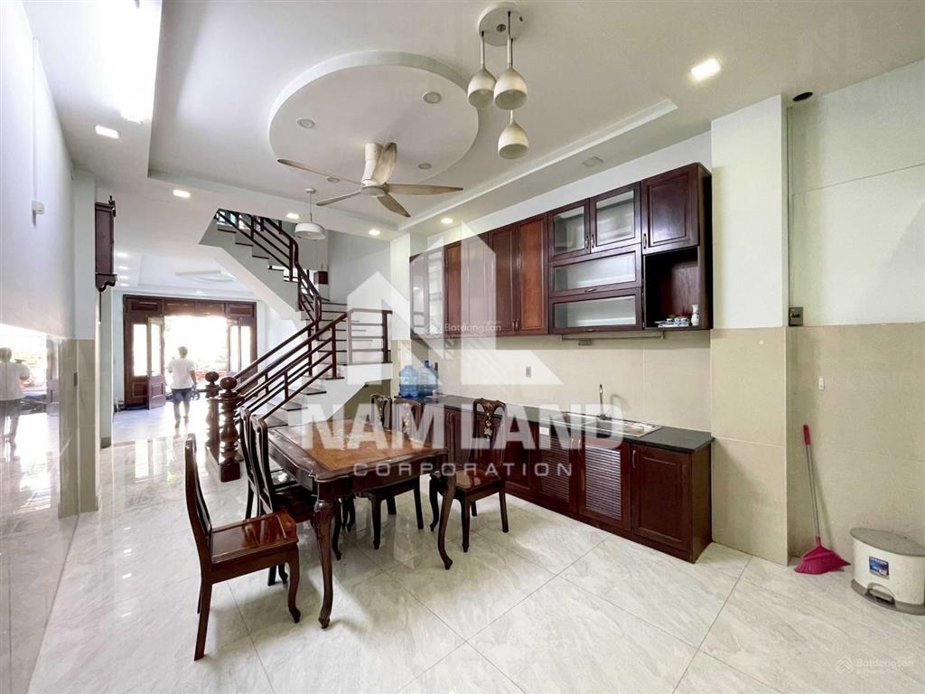Chỉ 27 tr/th thuê 4 tầng ngay ubnd phường an khánh hướng đông nam phù hợp kinh doanh đa ngành nghề