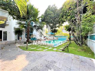 Cho thuê biệt thự thảo điền căn góc 2 mặt tiền sân vườn, hồ bơi 2 tầng 5 phòng đầy đủ nội thất