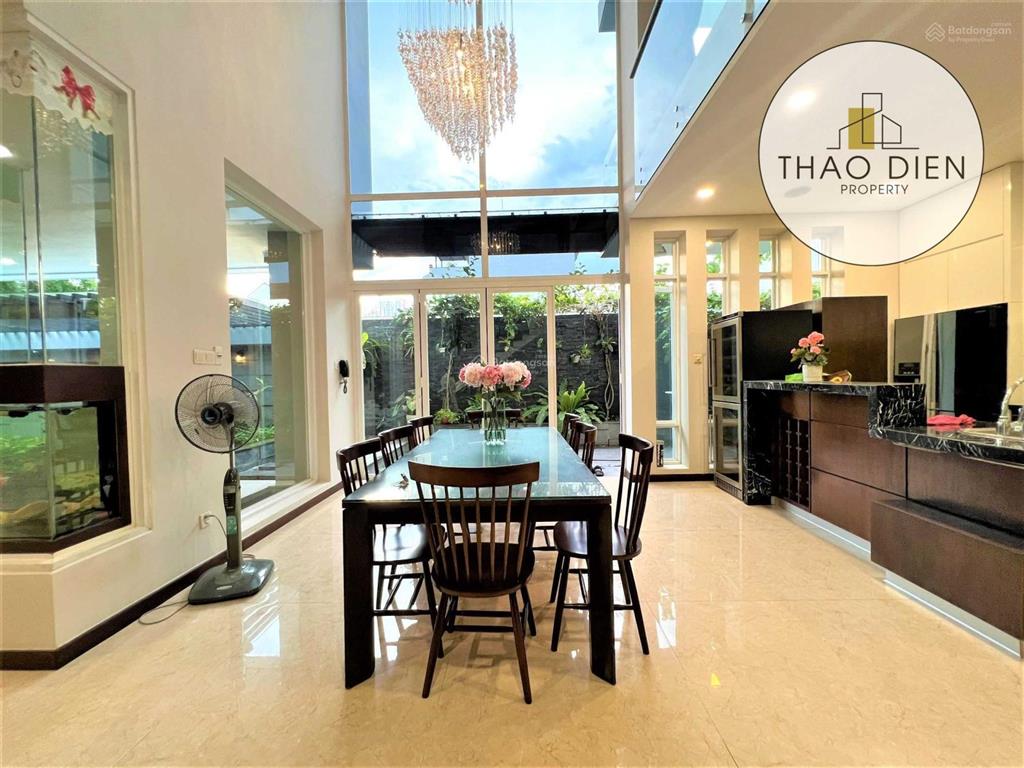Biệt thự hầm 2 lầu 5 phòng đẹp hiện đại 500m2 gần đảo kim cương, sông sài gòn giá cực rẻ chỉ 65 củ