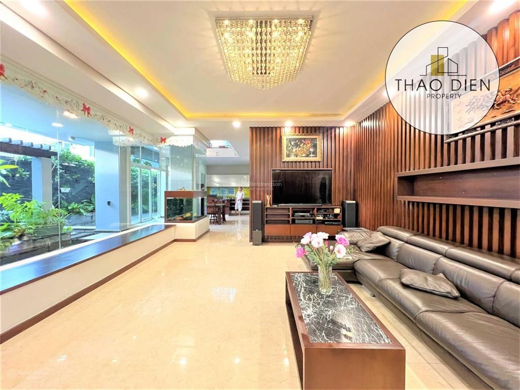 Biệt thự hầm 2 lầu 5 phòng đẹp hiện đại 500m2 gần đảo kim cương, sông sài gòn giá cực rẻ chỉ 65 củ
