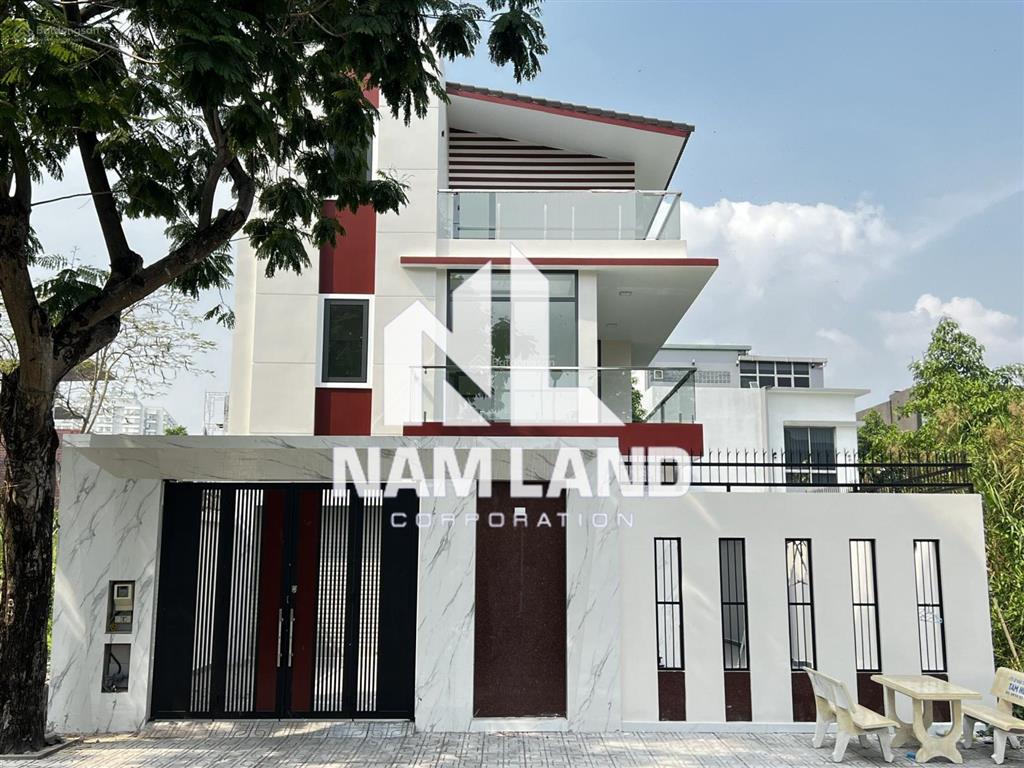 Cho thuê nhà ngang 10m mới xây sân vườn, gara 3 tầng 4 phòng thoáng ngay gần đường liên phường