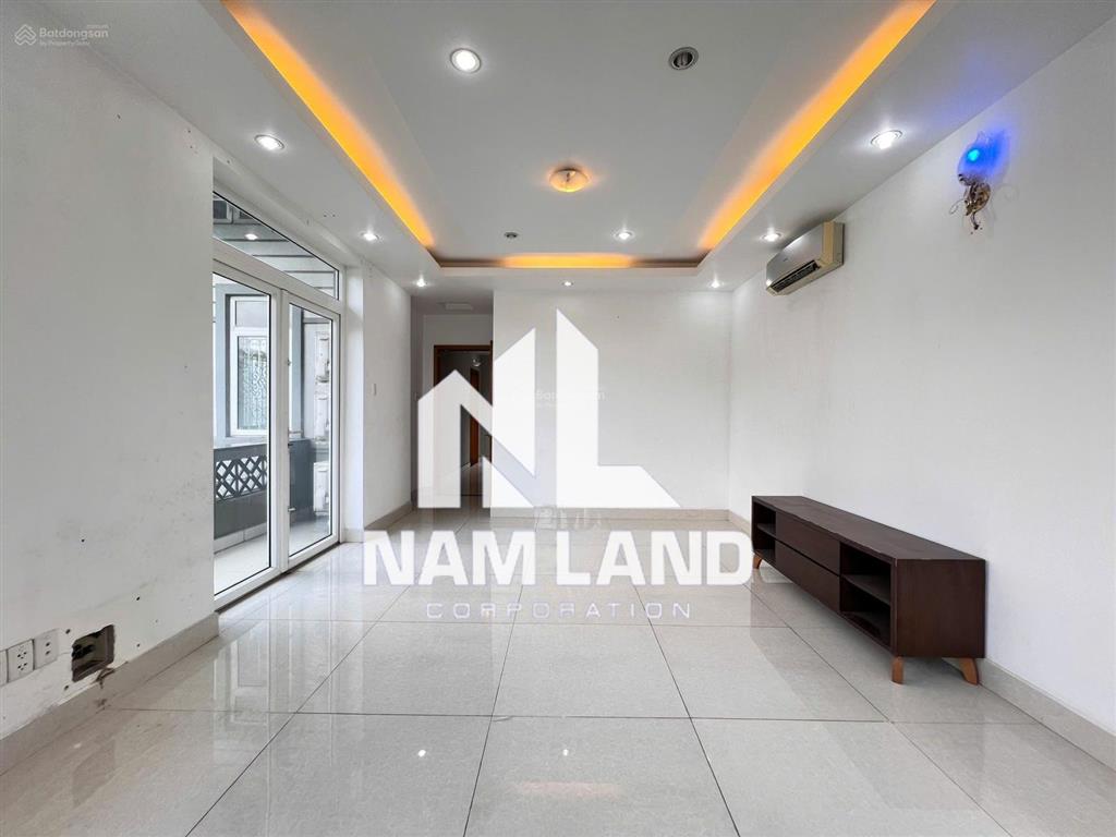 Cho thuê nhà ngang 12m sân vườn 4 tầng 6 phòng để ở, văn phòng công ty tại phú hữu quận 9 chỉ 30tr