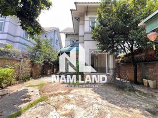 Cho thuê nhà ngang 12m sân vườn 4 tầng 6 phòng để ở, văn phòng công ty tại phú hữu quận 9 chỉ 30tr