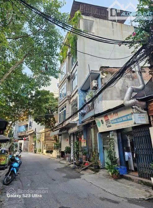 Chính chủ gửi bán đất quận cầu giấy, hà nội. đường hoàng quốc việt thông sang võ chí công