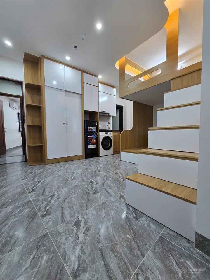 Chính chủ bán nhà ccmn đường hoàng đạo thành quận thanh xuân hà nội. dòng tiền 1.5 tỉ/ năm