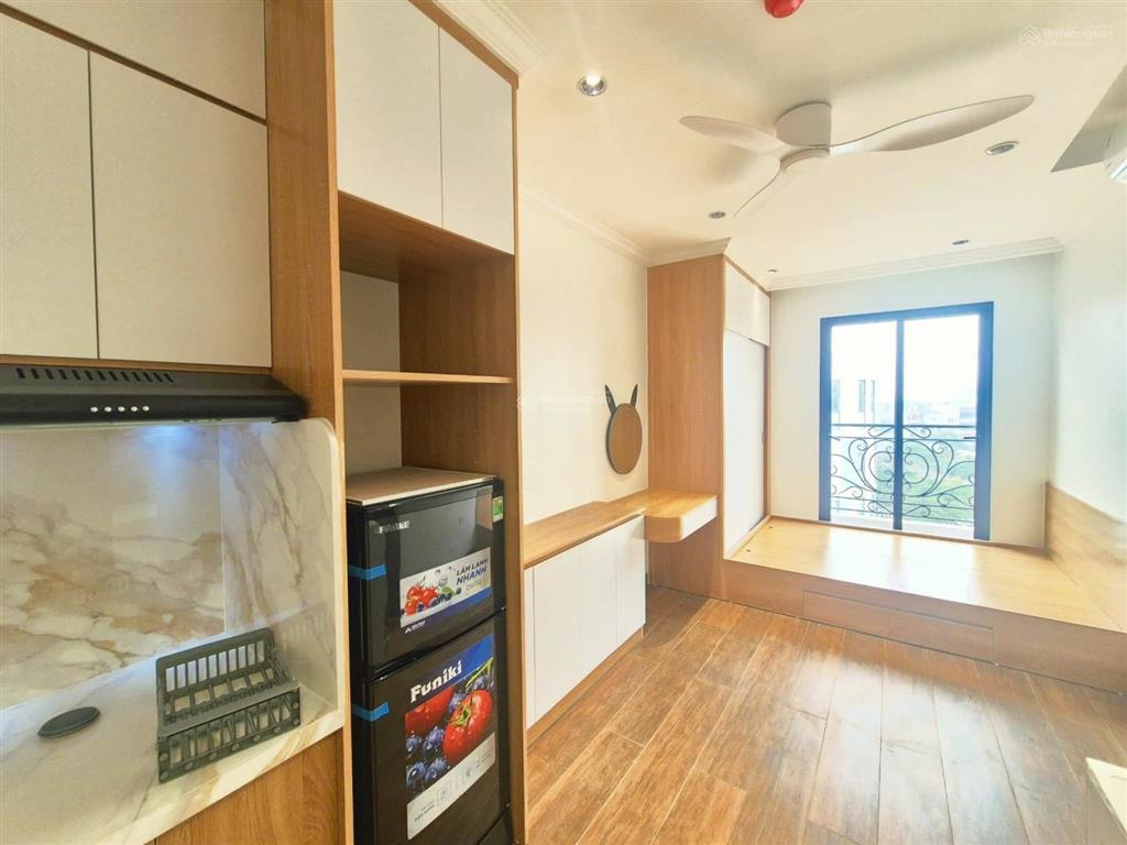 Chính chủ bán nhà ccmn đường hoàng đạo thành quận thanh xuân hà nội. dòng tiền 1.5 tỉ/ năm