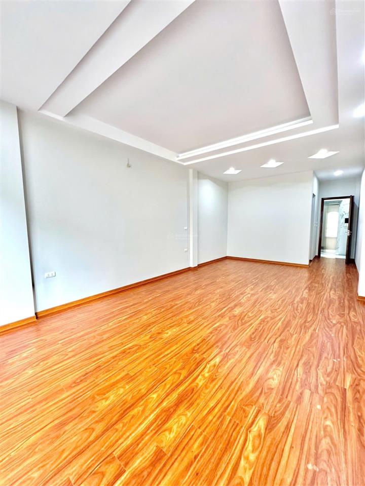 Chính chủ gửi bán nhà quận hoàng mai hà nội. phố định công, lê trọng tấn hà nội