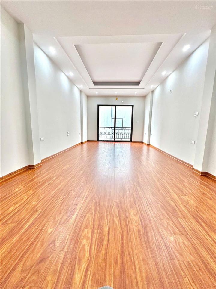 Chính chủ gửi bán nhà quận hoàng mai hà nội. phố định công, lê trọng tấn hà nội