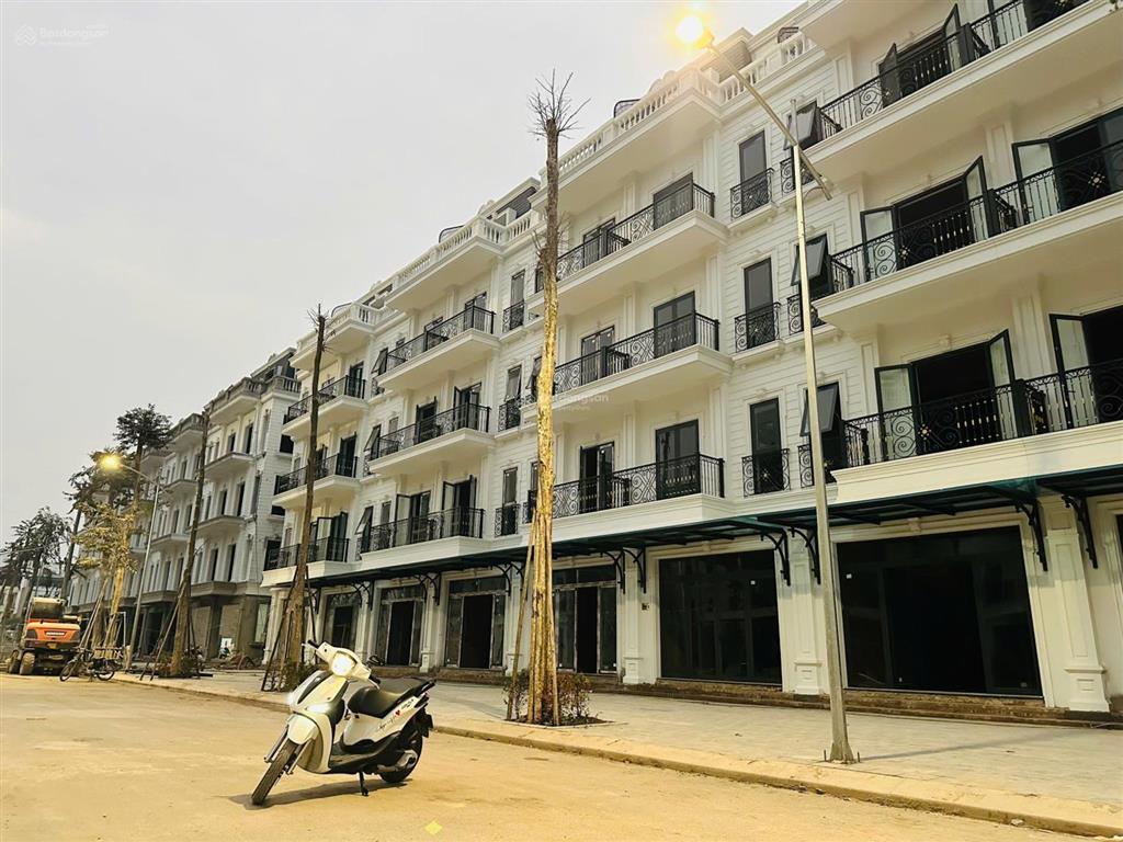 Chính chủ bán liền kề dự án đông dương đất đấu giá đức thượng 80m2 giá 12 tỷ   0989 862 ***