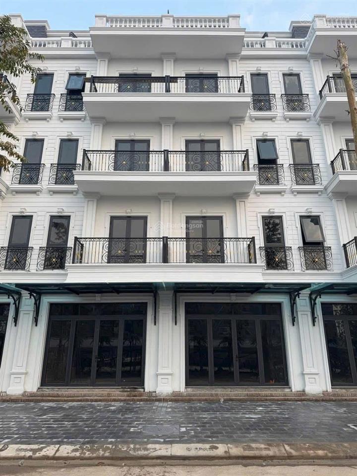 Chính chủ bán liền kề dự án đông dương đất đấu giá đức thượng 80m2 giá 12 tỷ   0989 862 ***
