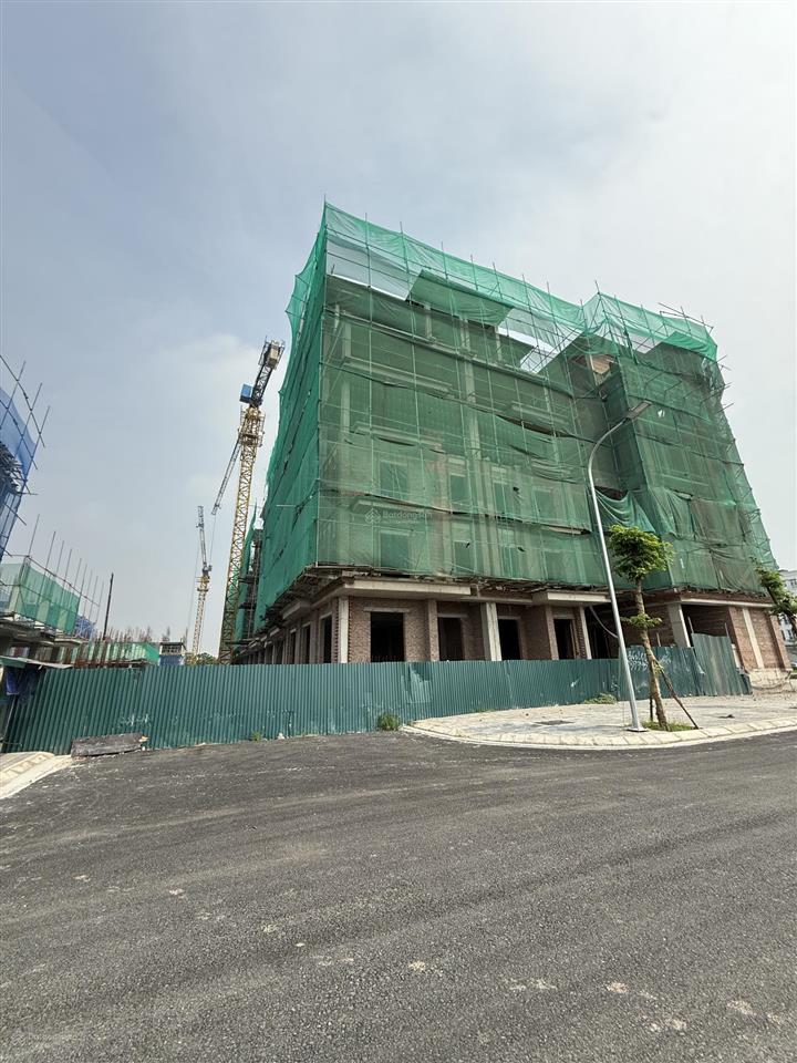 Chính chủ bán căn góc 170m2 giá 62,5 tỷ bao phí,  0989 862 ***