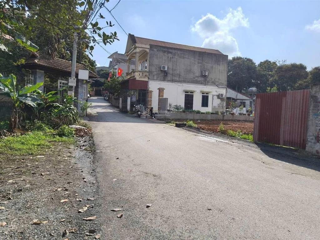 Đất đẹp, nhiều tiện ích bán tại nguyễn tất thành, 2,4 tỷ, 122m2