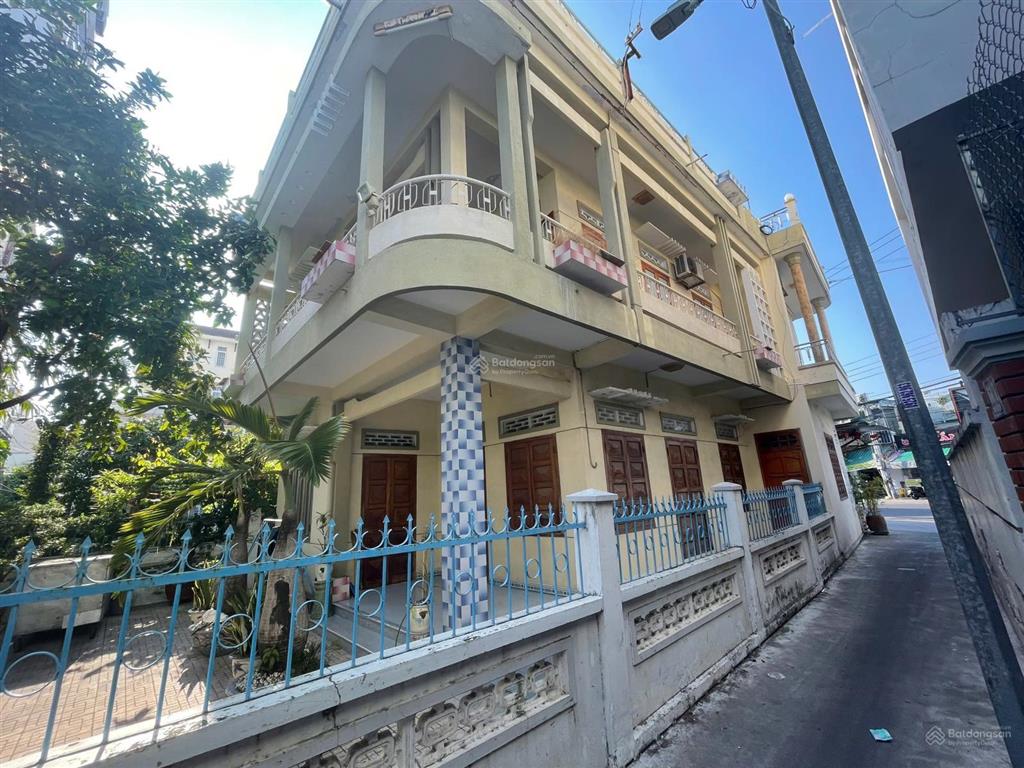 Bán nhà 2 mặt tiền gần tôn thất tùng, cách biển 500m, 142m², 4pn, ở & kinh doanh tốt