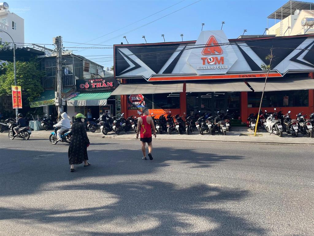 Bán nhà 2 mặt tiền gần tôn thất tùng, cách biển 500m, 142m², 4pn, ở & kinh doanh tốt