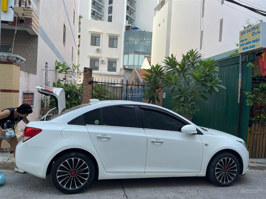 Bán đất nguyễn khánh toàn bắc nha trang 126m2 ngang 6m cách biển 200m giá 125tr/m2