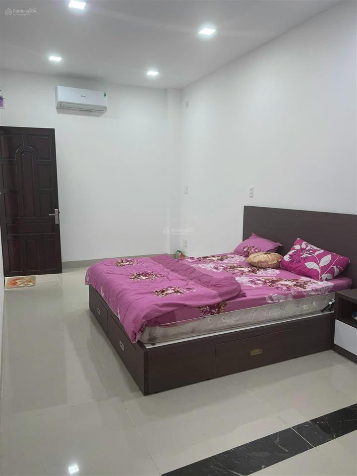 Bán nhà mặt tiền 2/4 vĩnh phước nha trang 5 tầng thang máy 148,8m2 odt gần biển giá 16,9 tỷ