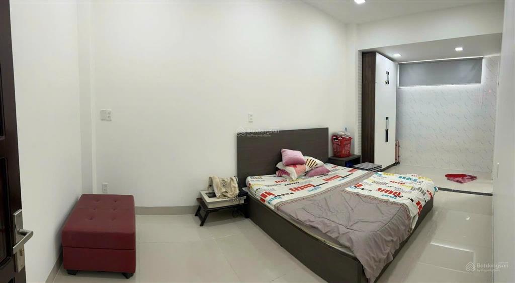 Bán nhà mặt tiền 2/4 vĩnh phước nha trang 5 tầng thang máy 148,8m2 odt gần biển giá 16,9 tỷ